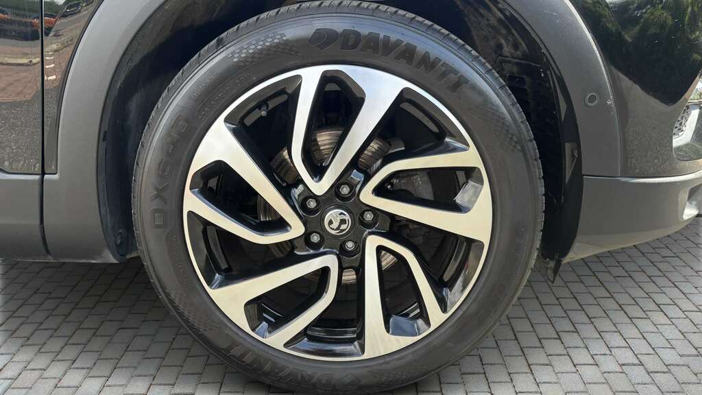 Vauxhall Grandland X 1.2 Turbo Elite Nav 2019 VT19CVM Black #4
