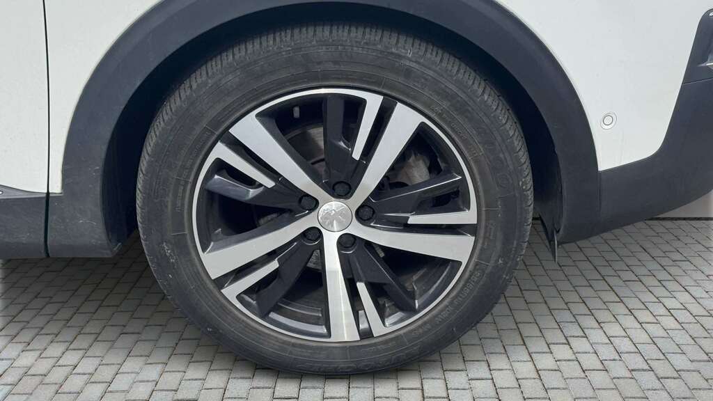 Peugeot 3008 1.2 Puretech Active Black #6