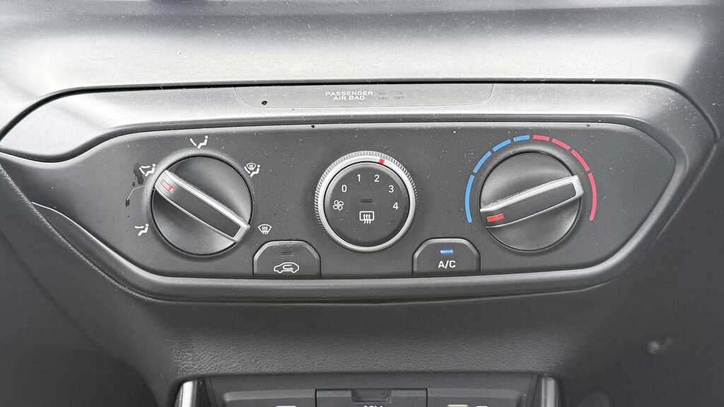 Hyundai I20 Se Connect Blue #11