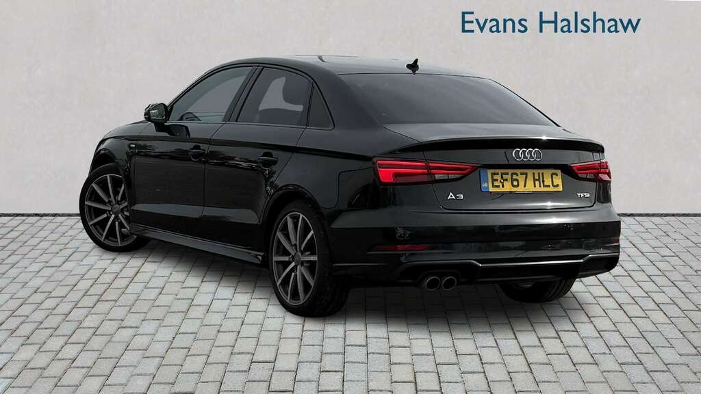 Audi A3 1.5 Tfsi Black Edition Tech Pack 2017 Black #2