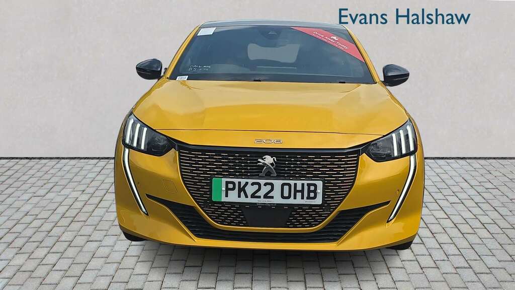Peugeot e-208 100Kw Gt 50Kwh 2022 Yellow #4