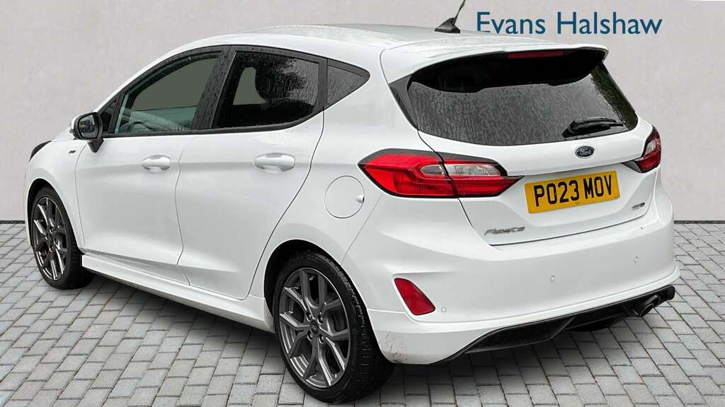 Ford Fiesta 1.0 Ecoboost Titanium X White #2