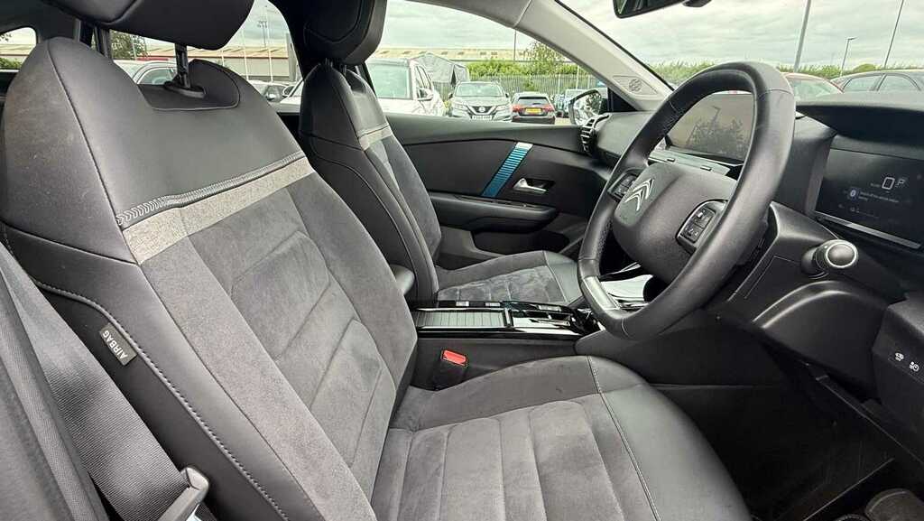 Citroen e-C4 100Kw Shine Plus 50Kwh 2023 Grey #3
