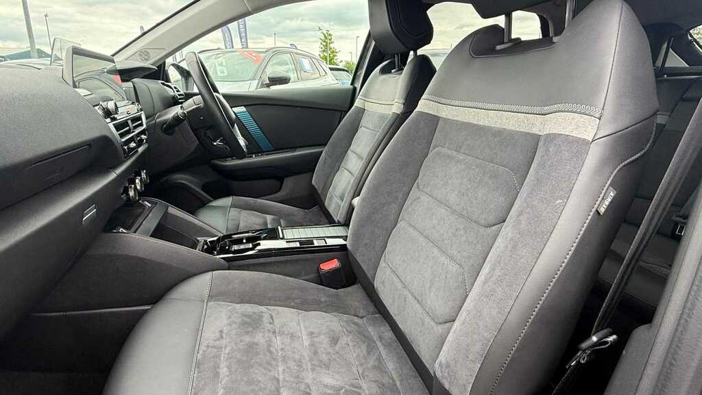 Citroen e-C4 100Kw Shine Plus 50Kwh 2023 Blue #7