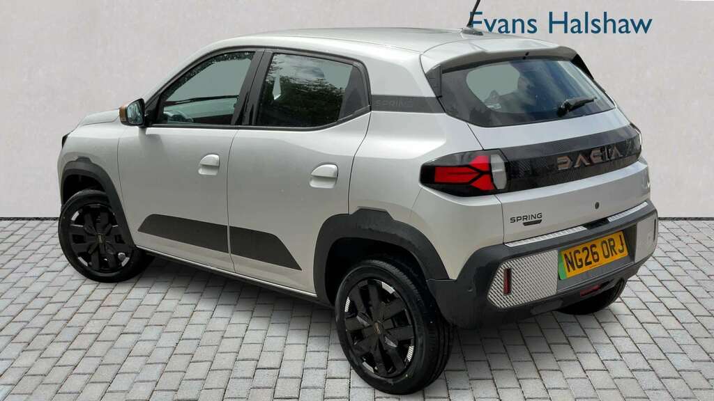 Dacia Spring 24Kwh Extreme 100 75Kw 2026 Grey #2