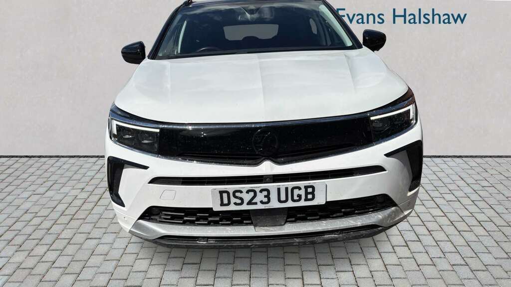 Vauxhall Grandland 1.2 Turbo Ultimate 2023 White #4