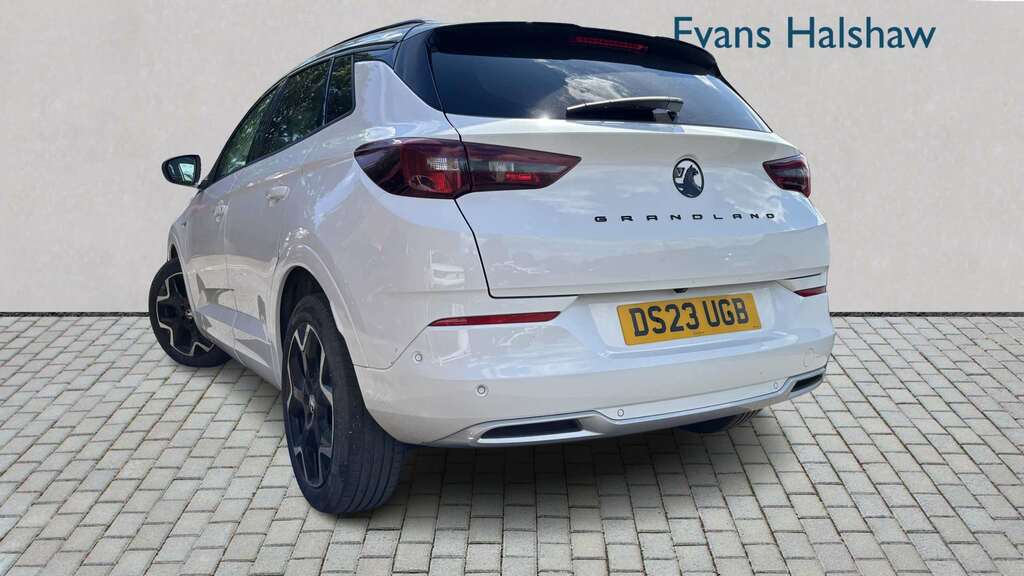 Vauxhall Grandland 1.2 Turbo Ultimate 2023 White #2