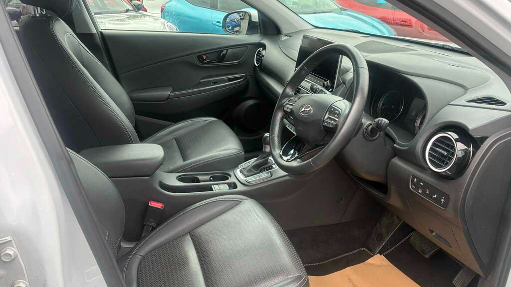Hyundai Kona Premium Grey #27