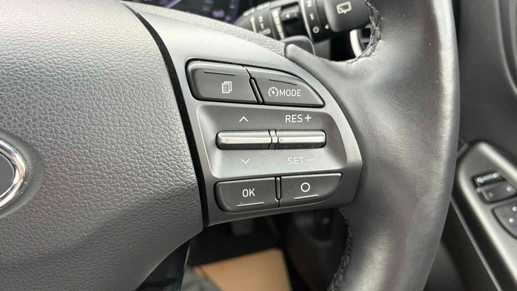 Hyundai Kona Premium Grey #31