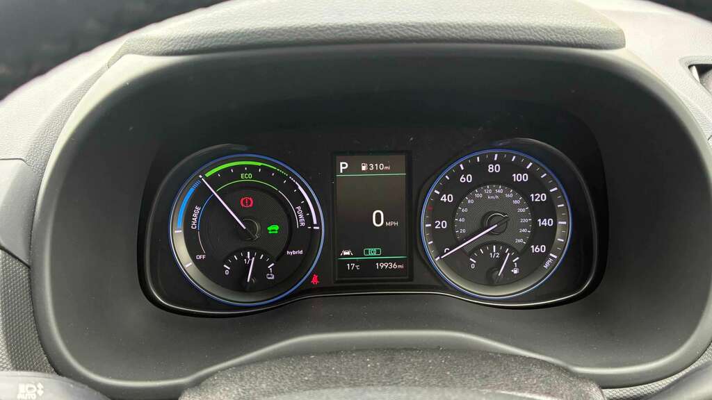 Hyundai Kona Premium Grey #32