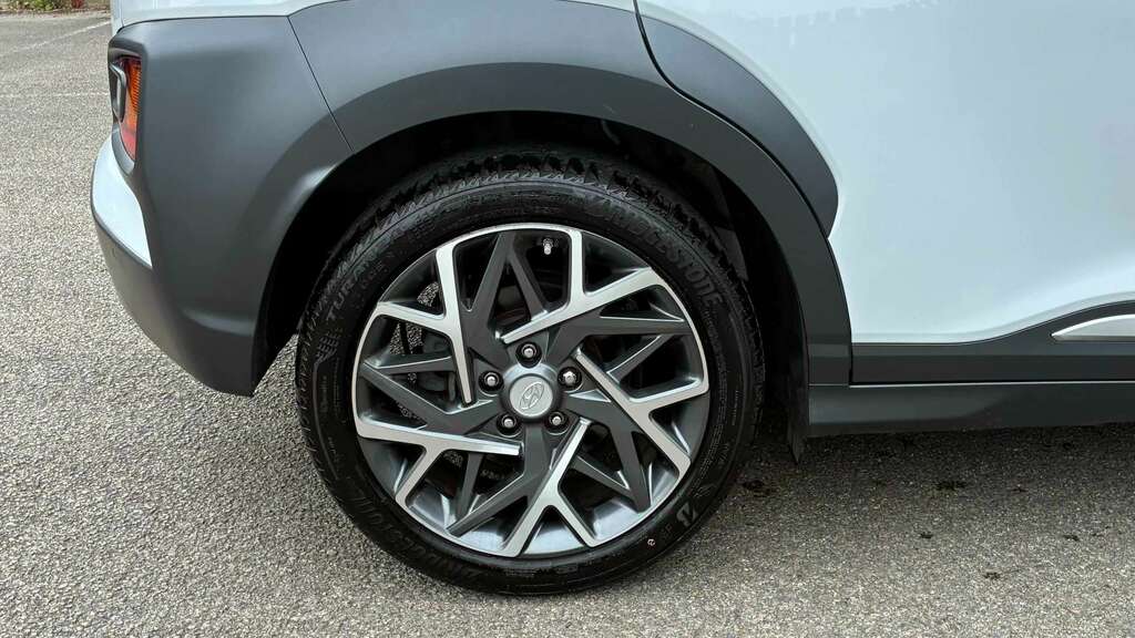 Hyundai Kona Premium Grey #22
