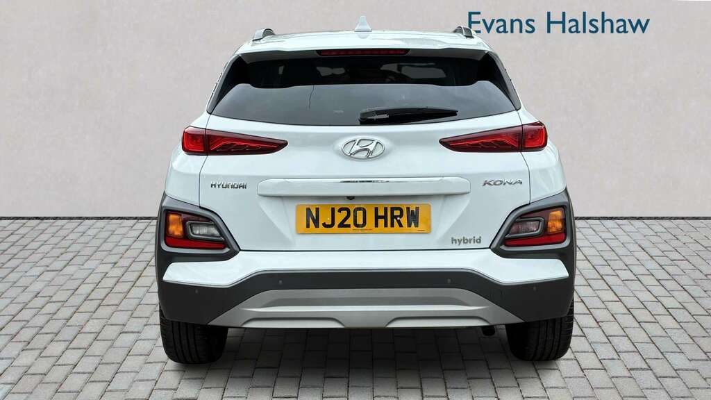 Hyundai Kona 1.6 Gdi Hybrid Premium Se Dct 2020 White #6