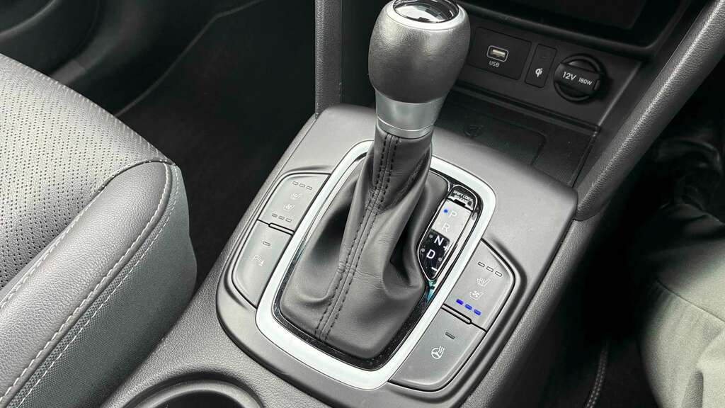 Hyundai Kona Premium Grey #34