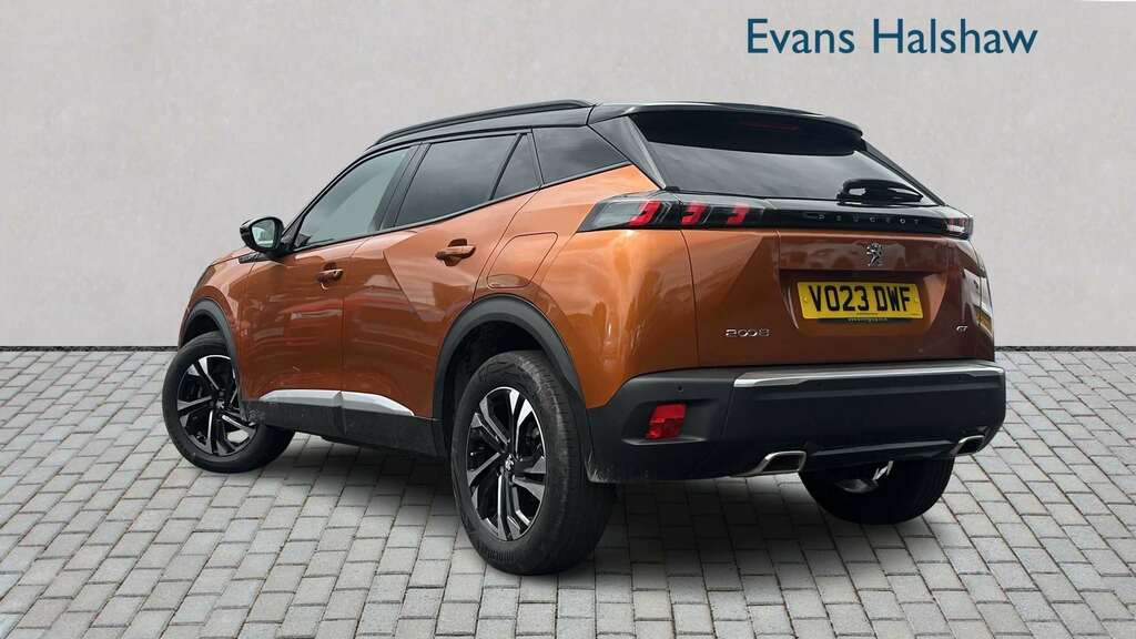 Peugeot 2008 1.2 Puretech 130 Gt Eat8 2023 Orange #2