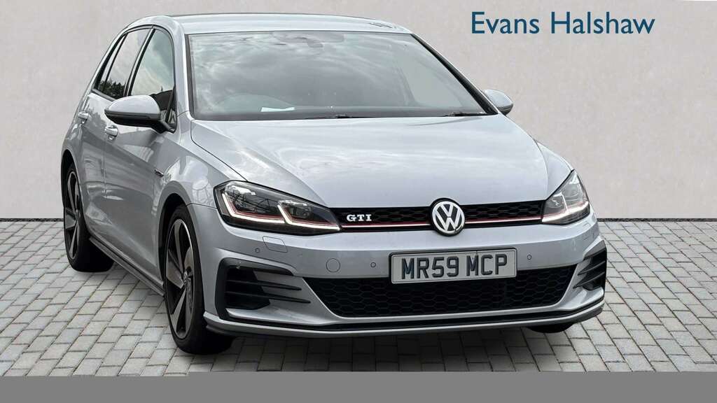 Volkswagen Golf 2.0 Tsi R Black #1