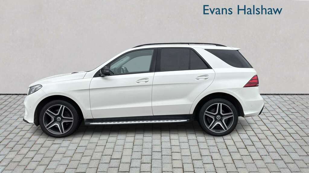 Mercedes-Benz GLE Class 250D 4Matic Amg Line Prem Plus 9G-tronic 2017 YD67CXM White #3