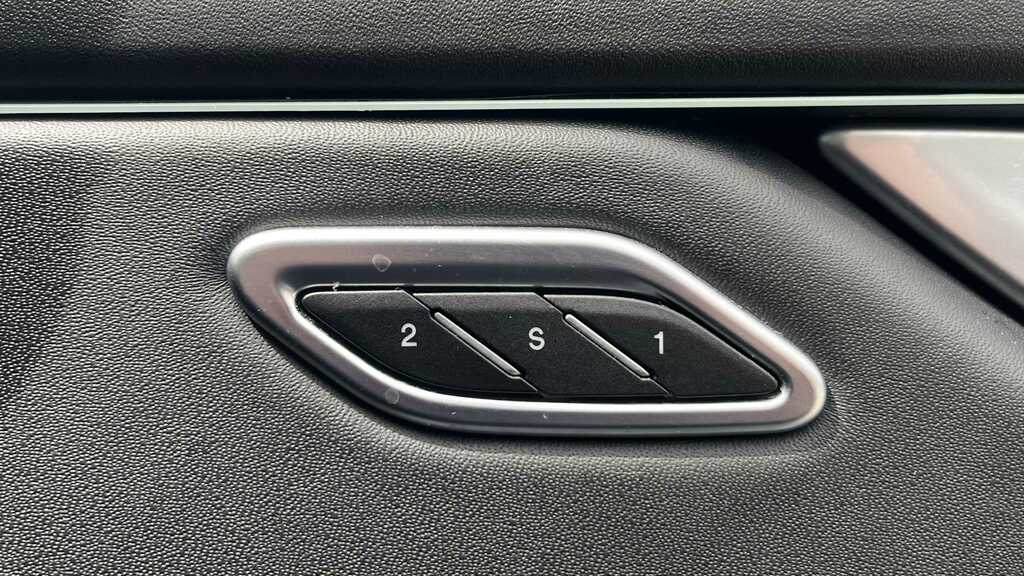 Maserati Levante D V6 Blue #19