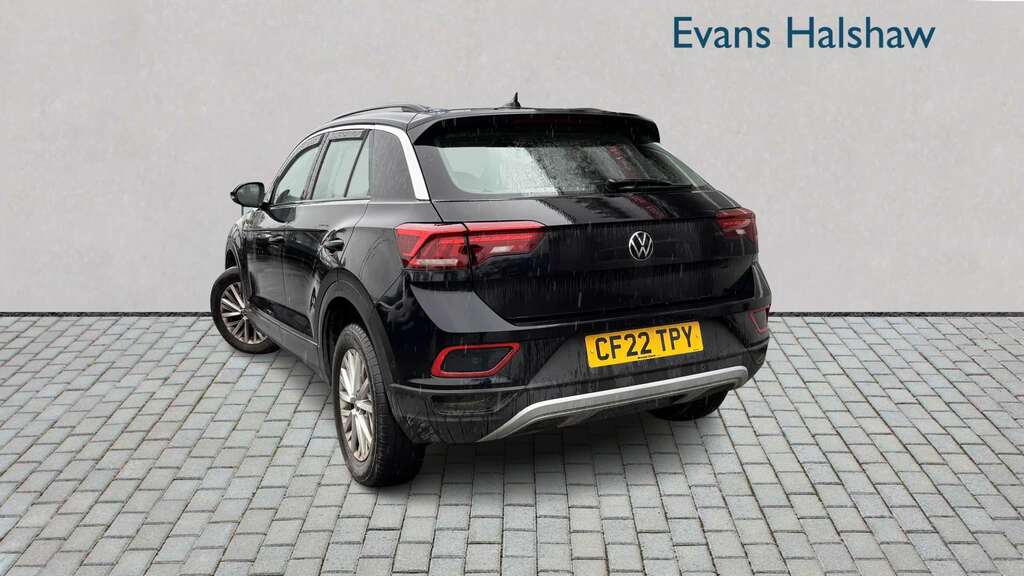Volkswagen T-Roc 1.5 Tsi Life Dsg 2022 CF22TPY Black #2