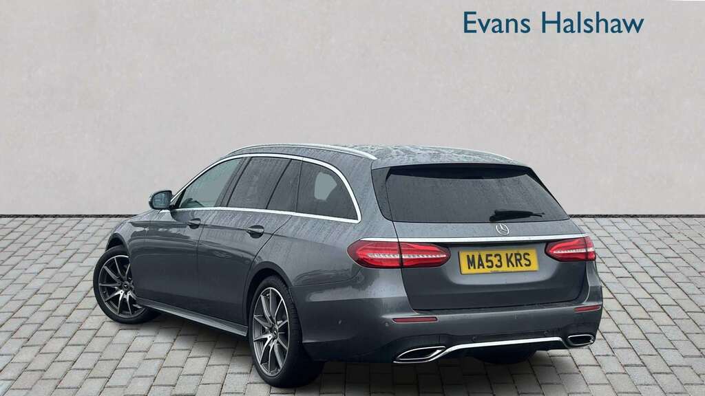 Mercedes-Benz E Class E220d Sport 9G-tronic Black #2