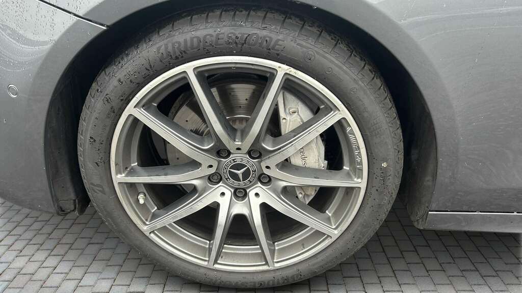 Mercedes-Benz E Class E220d Sport 9G-tronic Black #5
