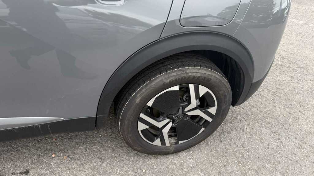 Peugeot 2008 1.2 Puretech Allure Edition #12