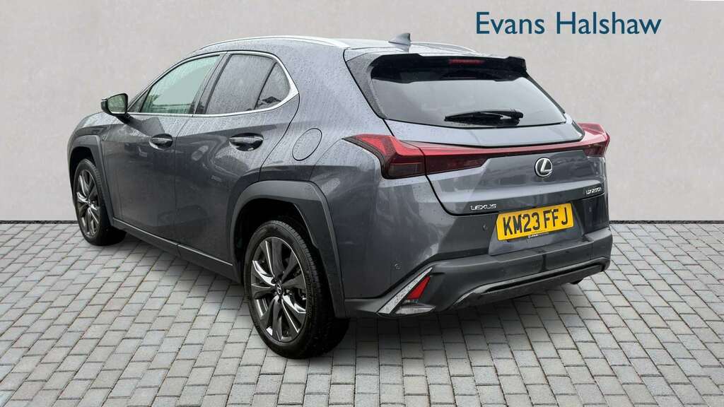 Lexus UX 250H 2.0 F-sport Design Cvt 2023 Grey #3