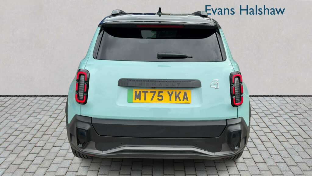 Renault 4 E-Tech 110Kw Techno 52Kwh Comfort Range 2025 Green #4