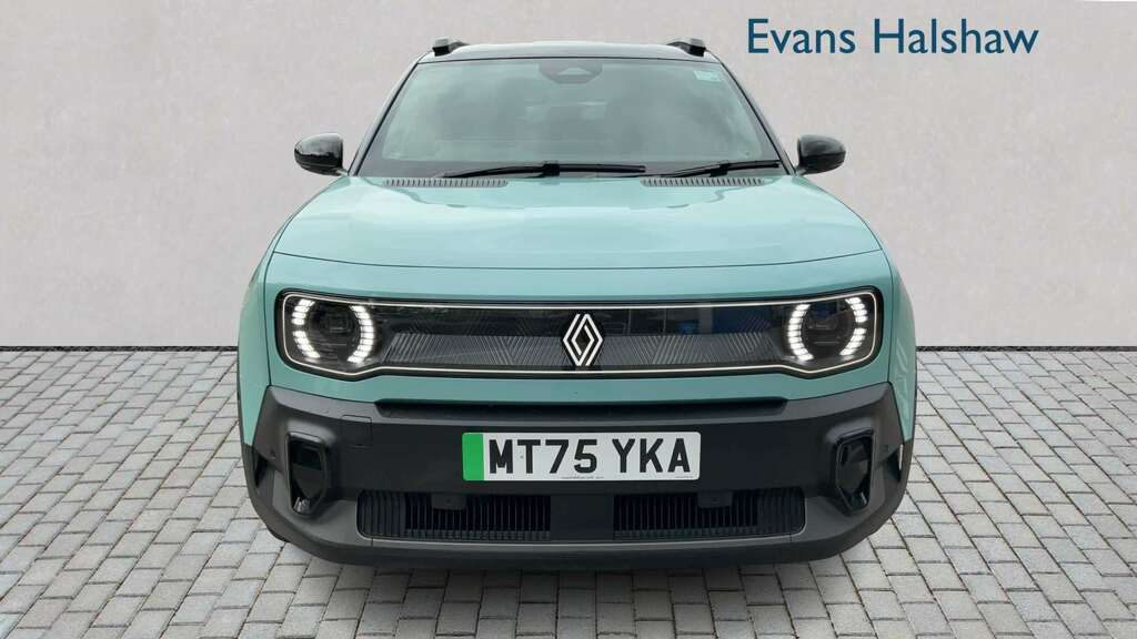 Renault 4 E-Tech 110Kw Techno 52Kwh Comfort Range 2025 Green #3