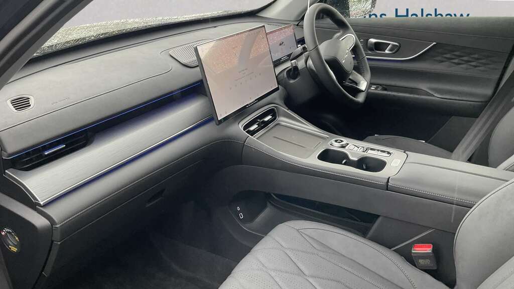 Chery Tiggo 8 Super Hybrid Aspire White #13