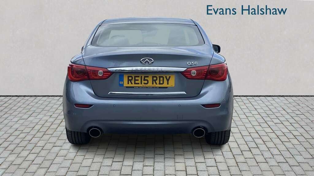 Infiniti Q50 2.2D Premium 2015 Blue