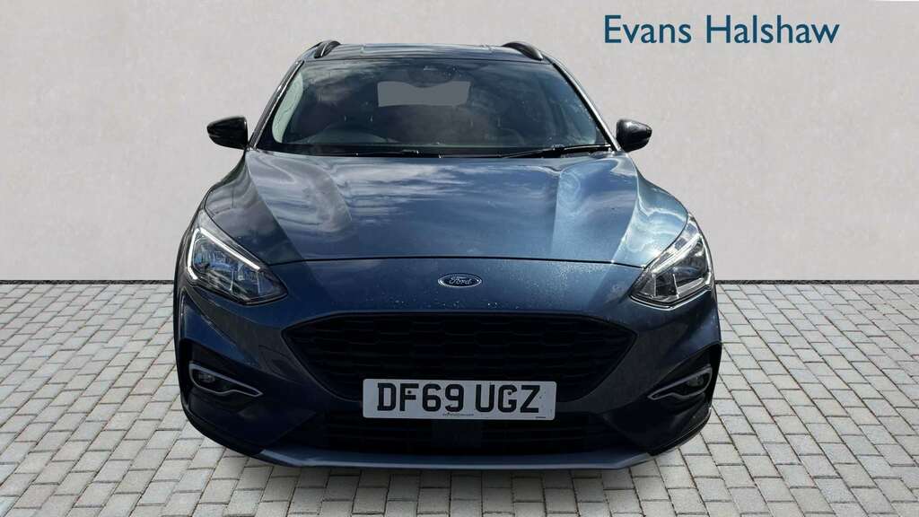 Ford Focus 1.0 Ecoboost 125 Active 2020 DF69UGZ Black #2