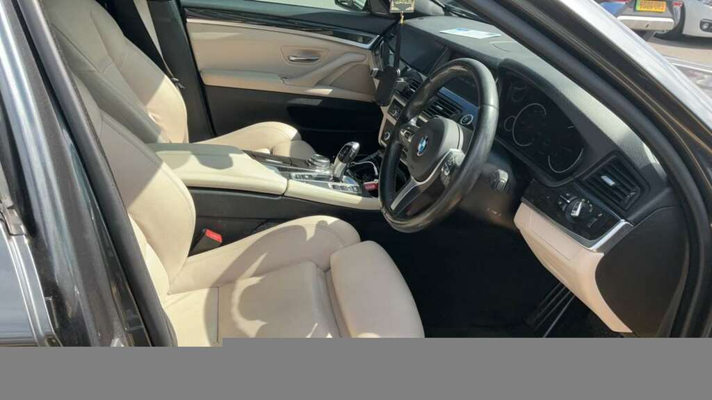 BMW 5 Series M Sport Black #3