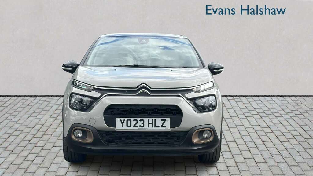Citroen C3 1.2 Puretech C-series Edition 2023 YO23HLZ Brown #2