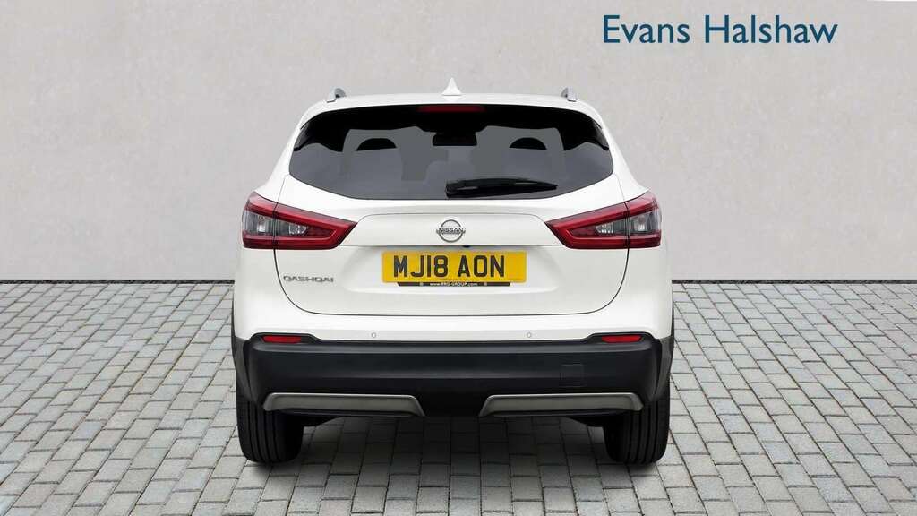 Nissan Qashqai 1.6 Dci Pilot One Edition Xtronic 2018 MJ18AON White #3