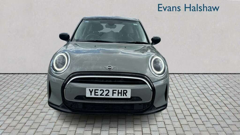 Mini Hatch 1.5 Cooper Classic 2022 YE22FHR Grey #2
