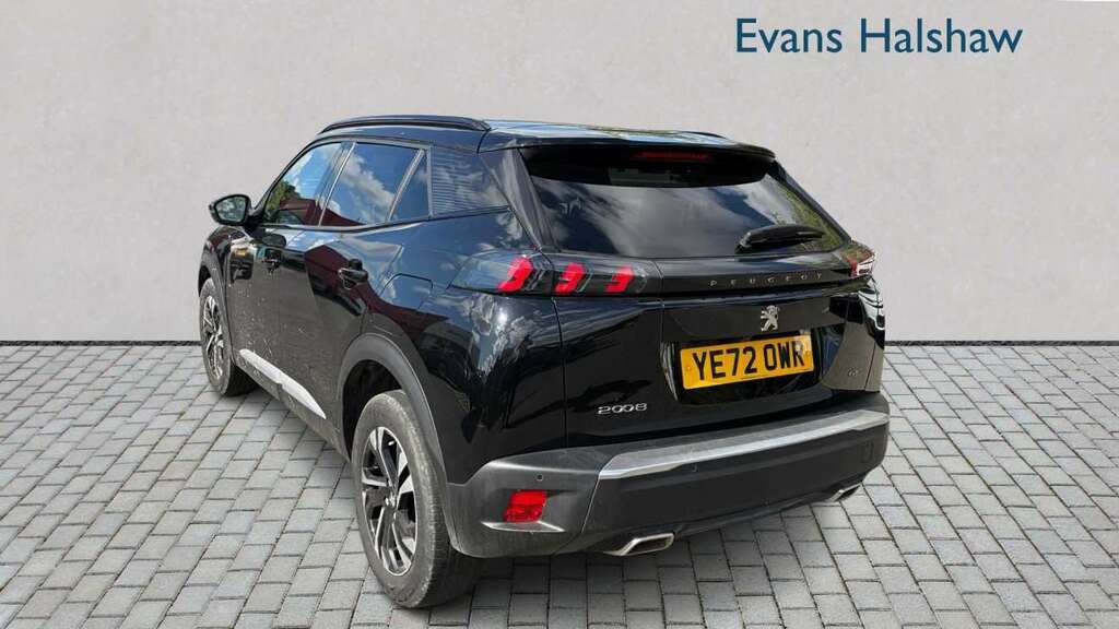 Peugeot 2008 1.2 Puretech 100 Active Premium Blue #4