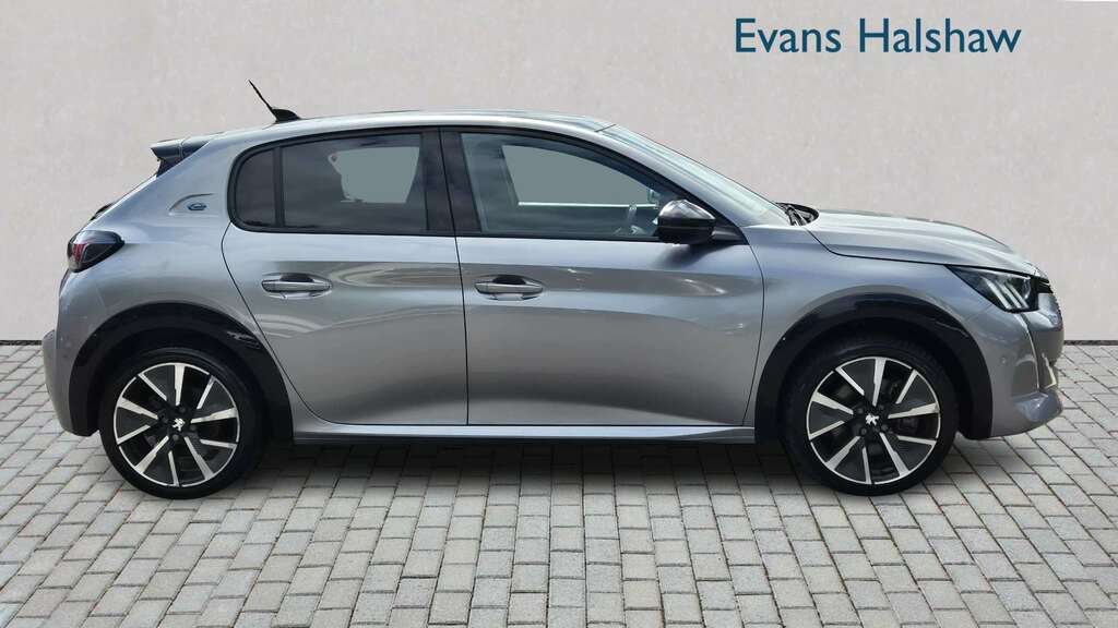 Peugeot e-208 100Kw Gt 50Kwh 2022 Grey #4