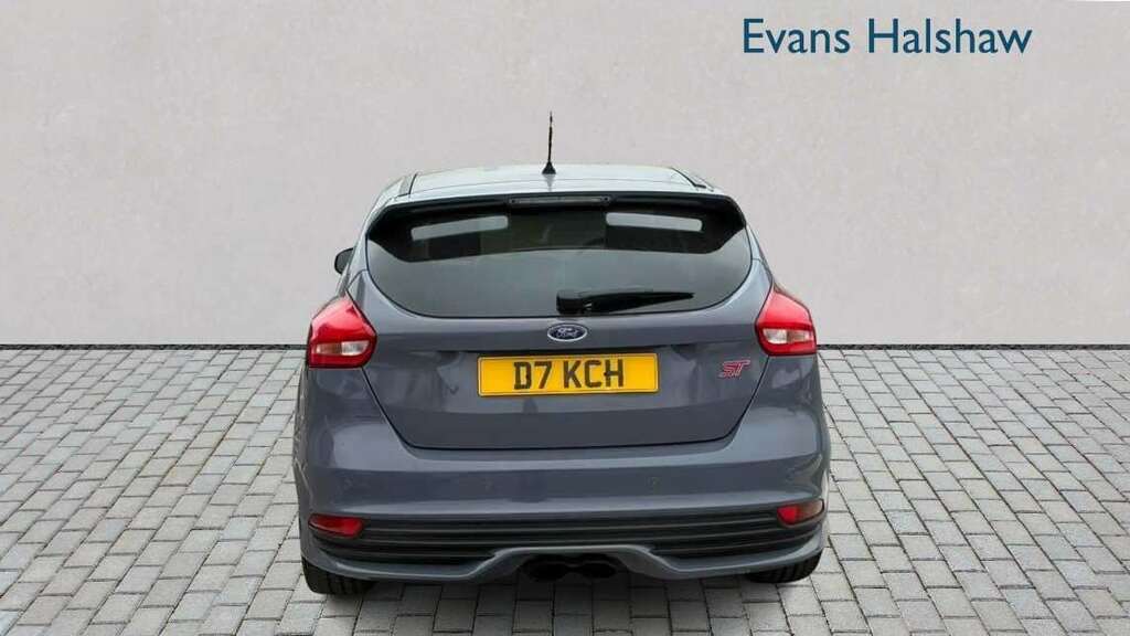Ford Focus 2.0T Ecoboost St-3 2016 DT65KWR Grey #5