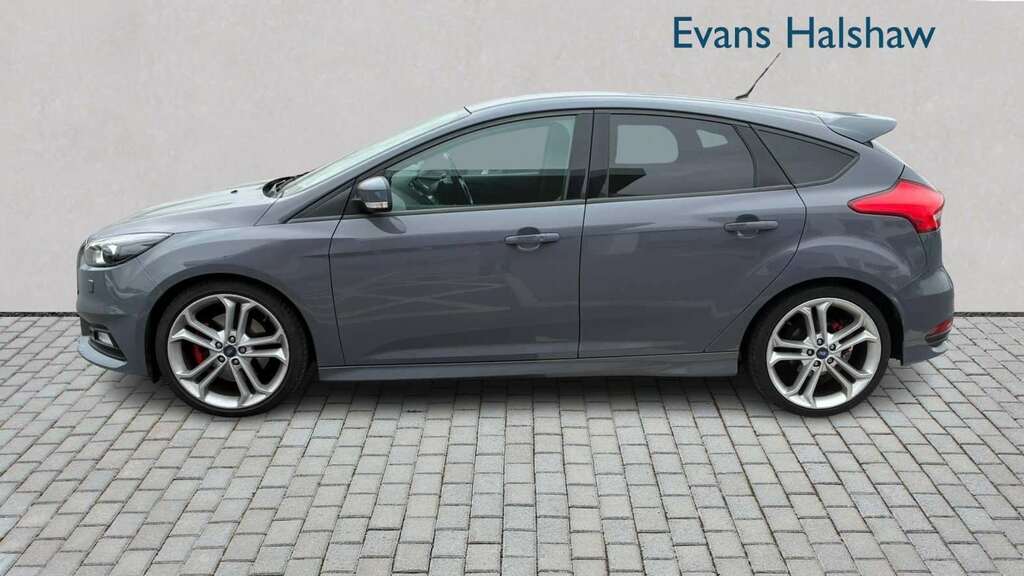 Ford Focus 2.0T Ecoboost St-3 2016 DT65KWR Grey #4