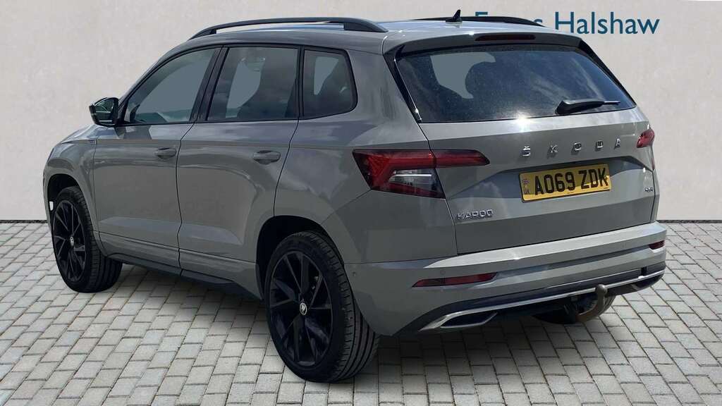 Skoda Karoq 2.0 Tdi Sport Line 4X4 Dsg 2019 Grey #5