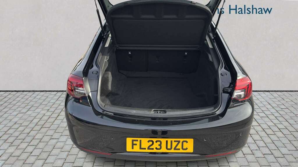 Vauxhall Insignia 1.5 Turbo D Design 2023 Black #7