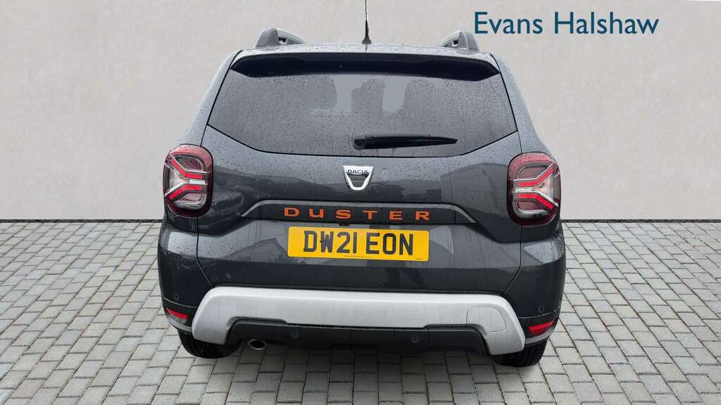 Dacia Duster 1.3 Tce 150 Extreme Se Edc 2022 DW21EON Grey #2