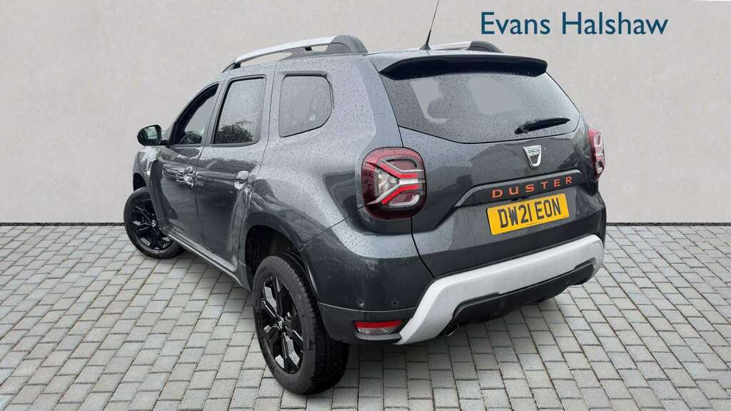 Dacia Duster 1.3 Tce 150 Extreme Se Edc 2022 DW21EON Grey #4