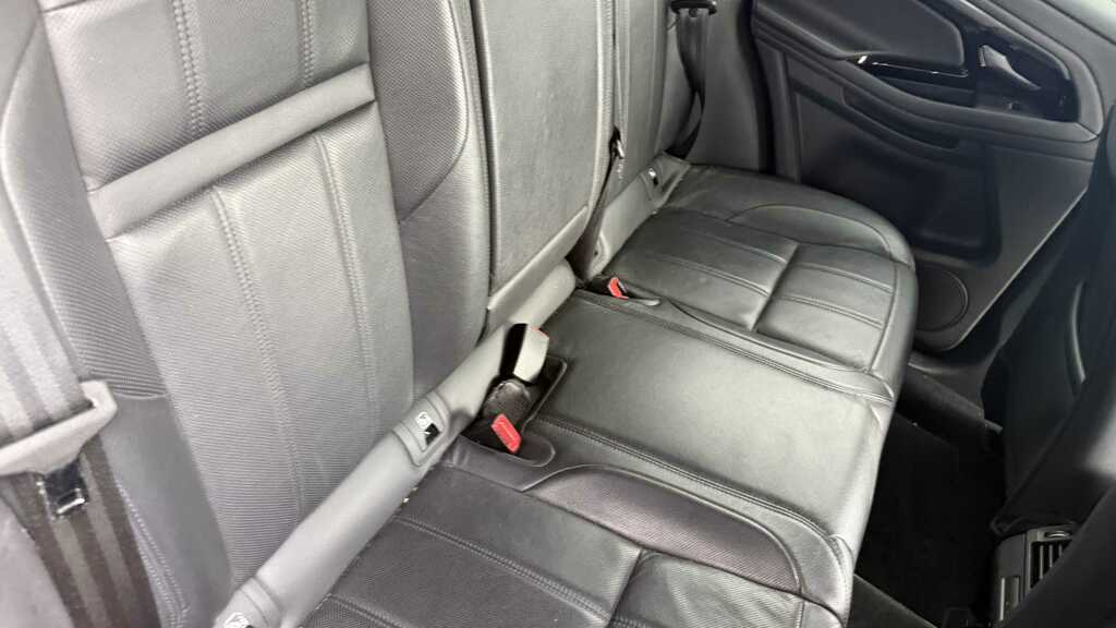 Land Rover Range Rover Evoque 2.0 Se Mhev 148 Bhp Silver #11