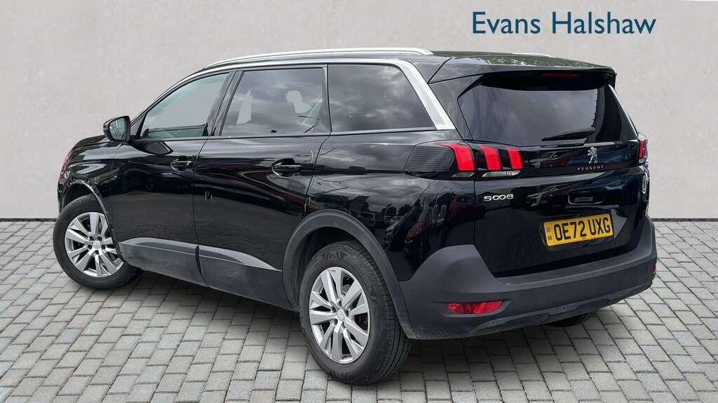 Peugeot 5008 1.5 Bluehdi Active Premium 2023 Black #2