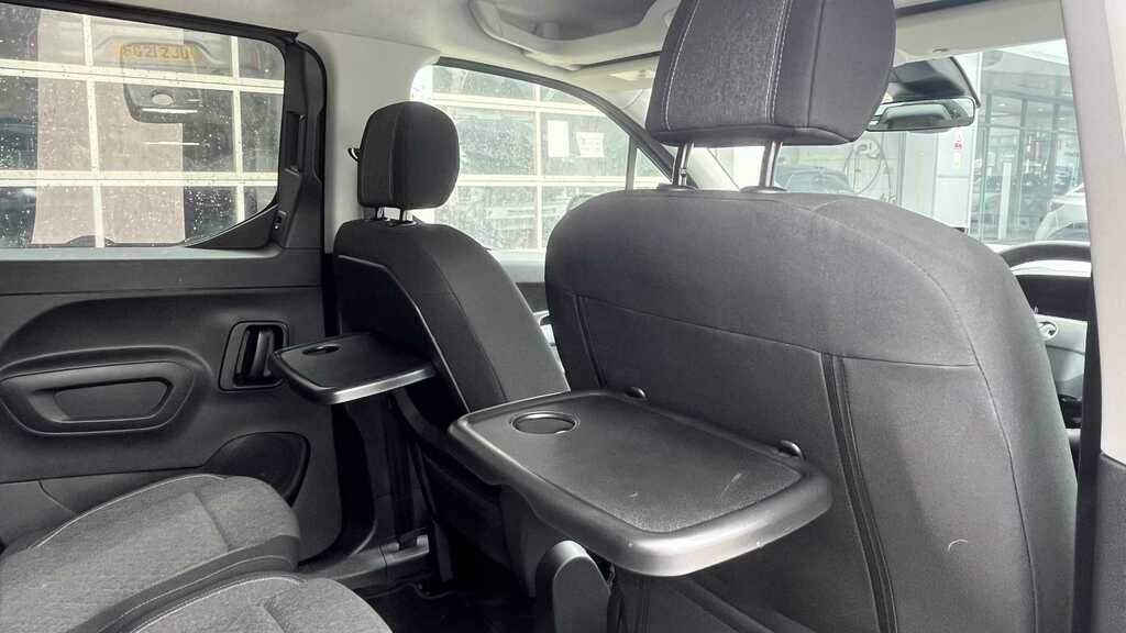 Vauxhall Combo-e Life 100Kw Ultimate XL 52Kwh Estate Grey #9