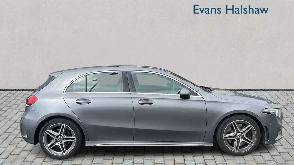 Mercedes-Benz A Class A250 Amg Line Premium Plus 2018 WO68CVP Grey #4