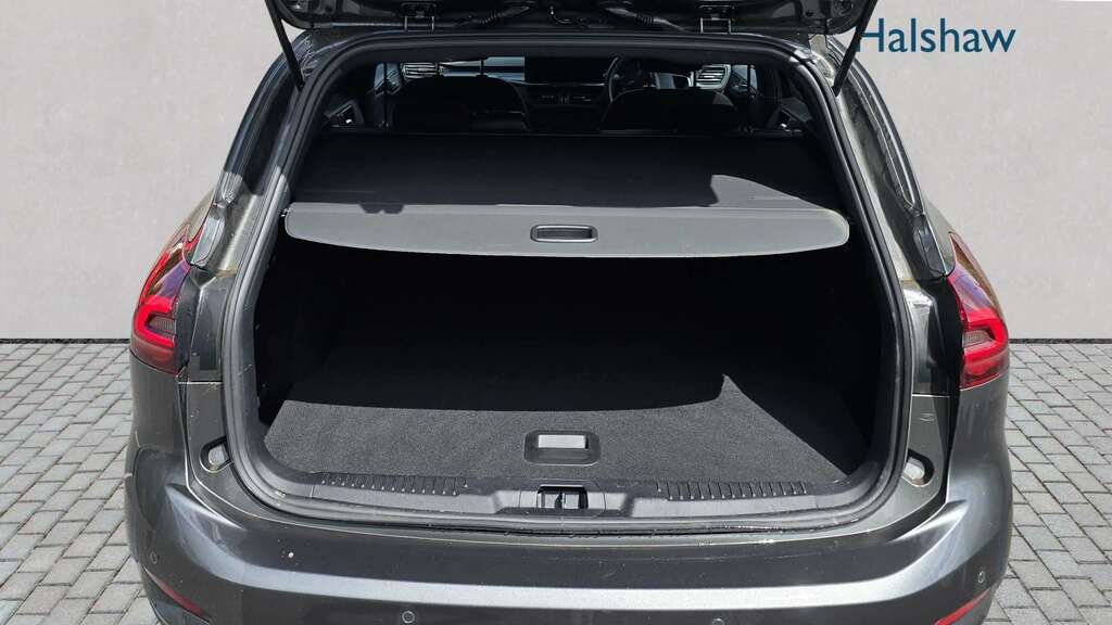 Ford Focus 1.0 Ecoboost Hybrid Mhev St-line 2025 DT74UJU Grey #3