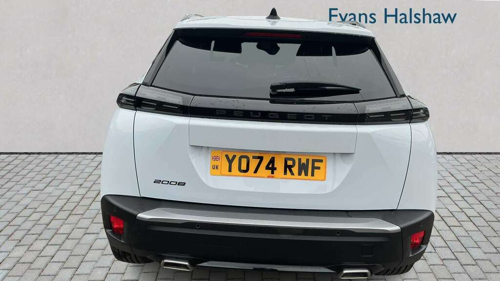 Peugeot 2008 1.2 Puretech 130 Allure Eat8 2025 YO74RWF White #6