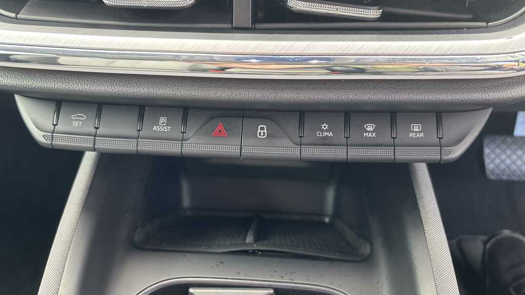 Skoda ENYAQ E 286Ps 85 Edition Silver #13